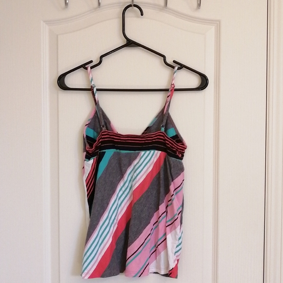 Top | Camisole - Picture 2 of 5